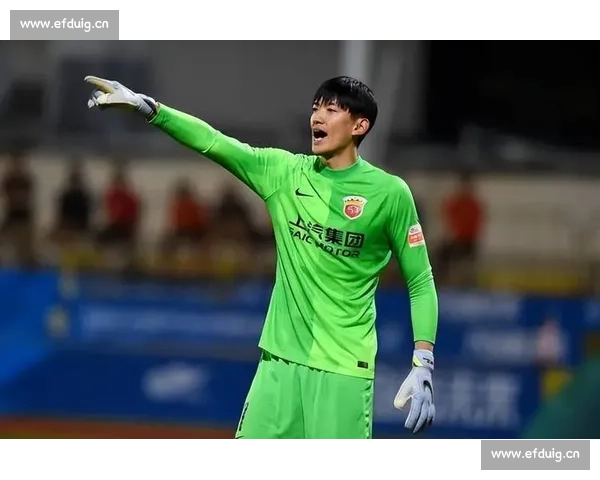 350 场里程碑！颜骏凌：926 次扑救 + 110 零封的海港门神